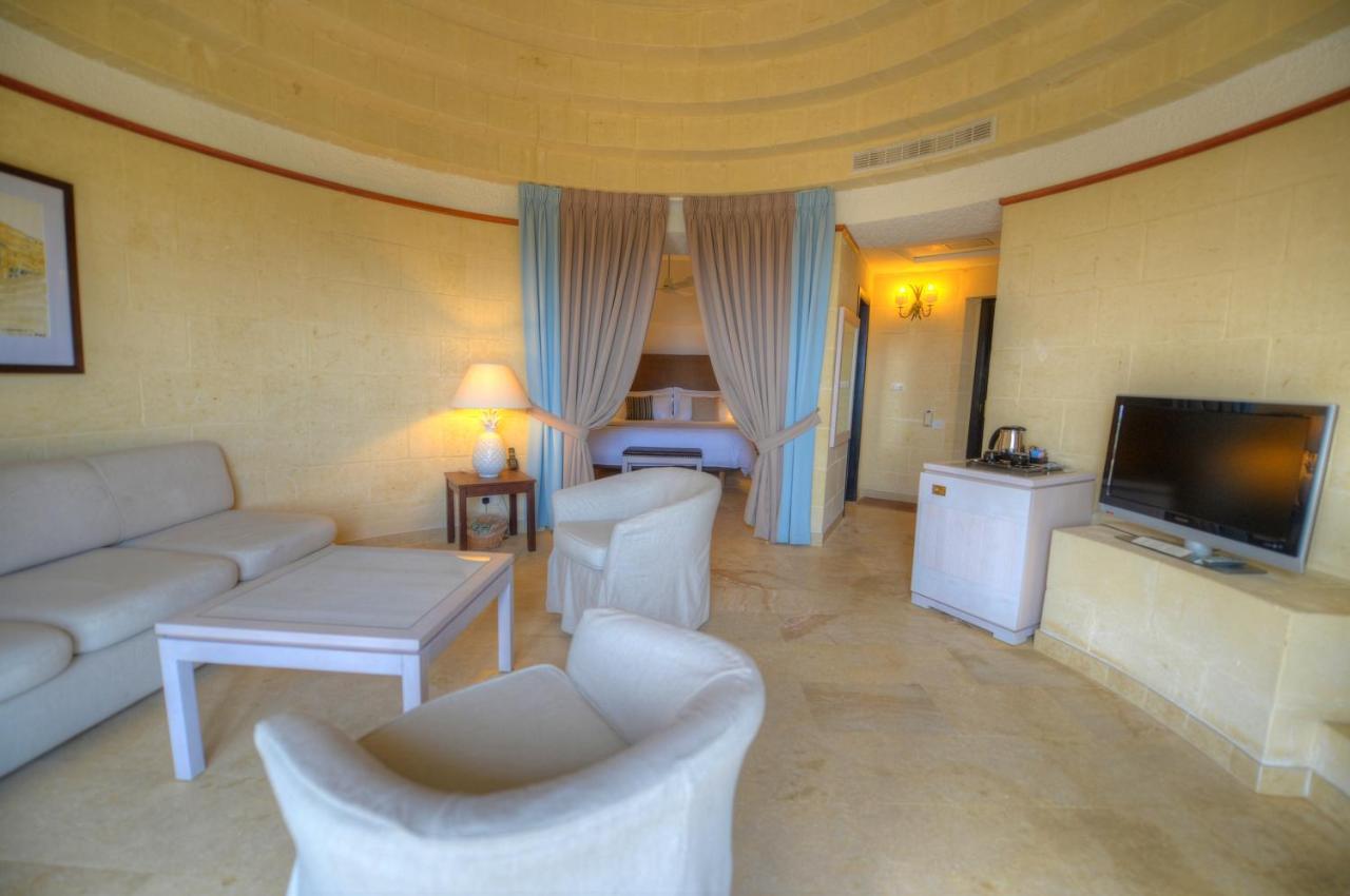 森可水疗中心酒店 萨奈特 外观 照片 Suite at the hotel