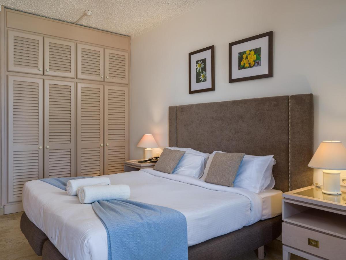 森可水疗中心酒店 萨奈特 外观 照片 A bedroom at the hotel