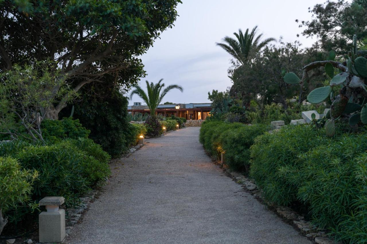 森可水疗中心酒店 萨奈特 外观 照片 Entrance to the hotel