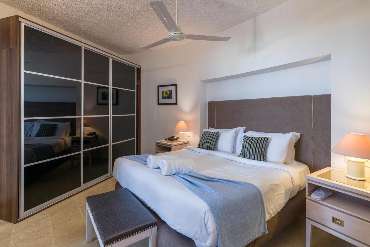 森可水疗中心酒店 萨奈特 外观 照片 A bedroom at the hotel
