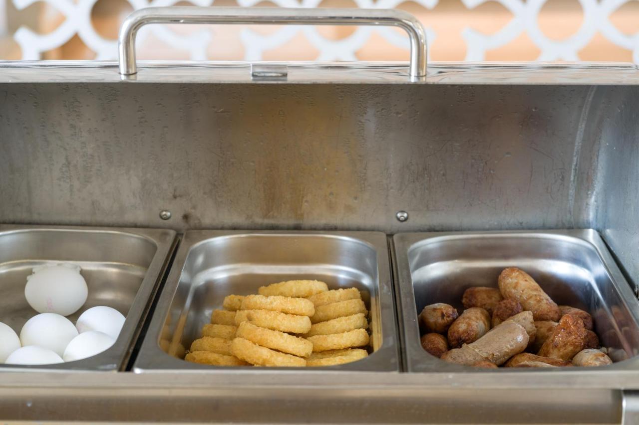 森可水疗中心酒店 萨奈特 外观 照片 Hash browns and sausage links